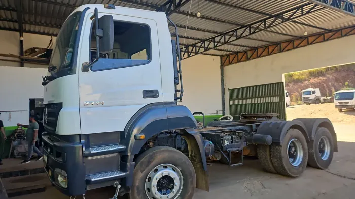 Caminhão 3344