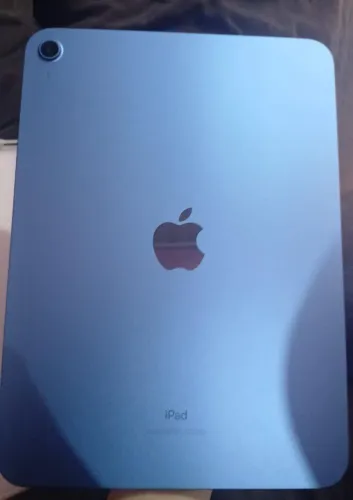 Vendo ipad 10, cor azul sem marcas de uso , na caixa com os documentos tudo