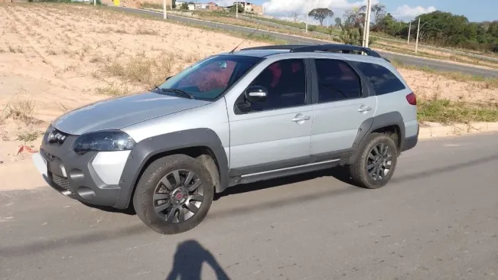 Fiat Palio Weekend Adventure Locker 1.8 Flex 2018