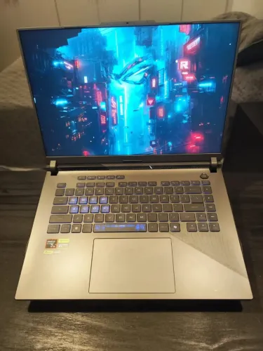 ASUS - ROG Strix G16 16" Ryzen 9 8940HX - 5070TI