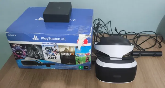 PS4 VR com 2 PS move 