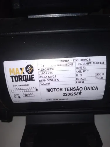 Motobomba Para Piscina 1/2cv C/ Pré Filtro Mono 220V comprada dez/25 ñ instalei