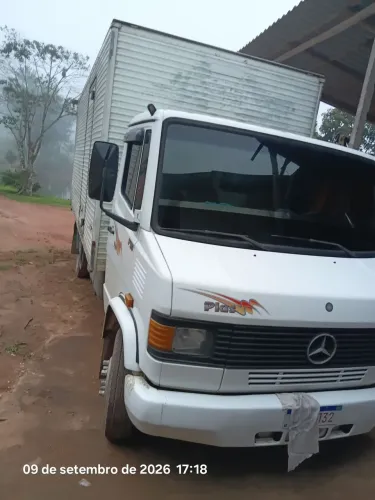 Mb 710. ...135.000 caminhão 2001 ...