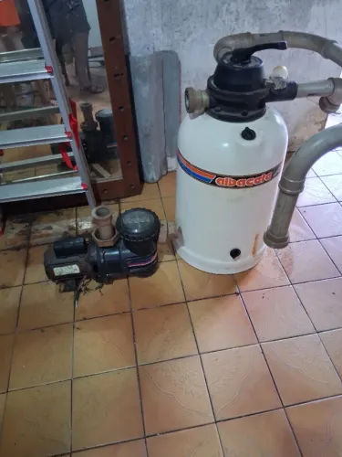 Filtro para piscina Albacete até 25000 litros e conjunto motor-bomba albacete.