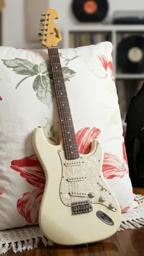 guitarra Memphis mg32 usada 