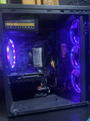 Placa de vídeo 750 4gb