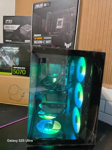 PC Alto Desempenho Ryzen 9 9900X + RTX 5070