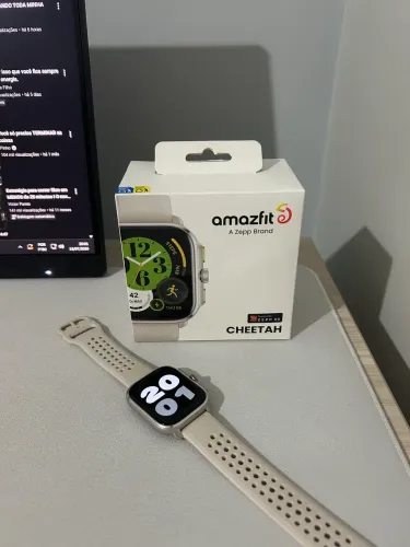 Smartwatch amazfit cheetah
