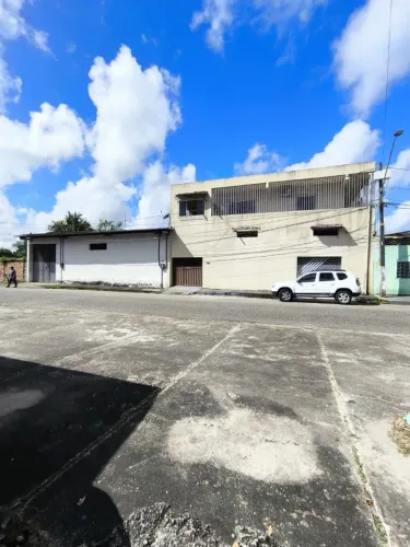 VENDO: Prédio com Galpão e Casa no conjunto Orlando Lobato