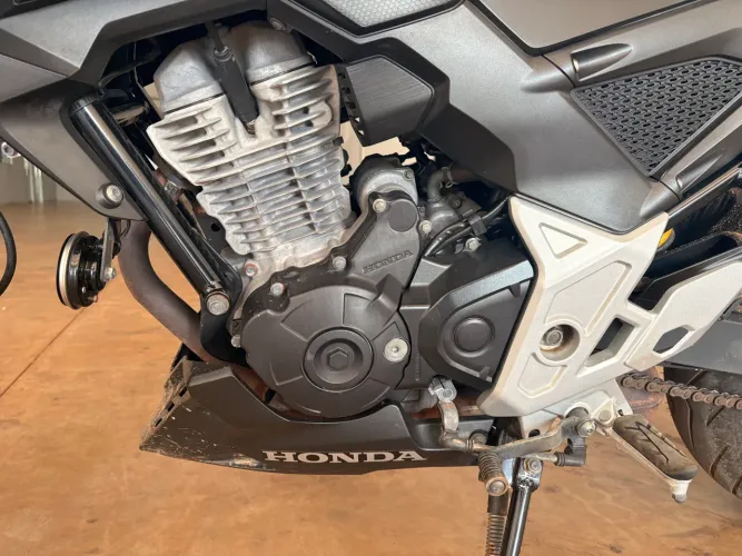 Vendo CB300F twister