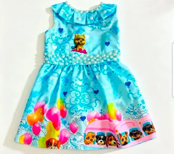 Vestido infantil Novo. Tamanho 4