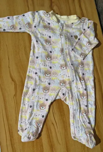 Lote de 50 Pçs roupinhas de bb menina RN e P