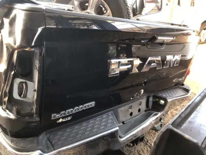 Tampa Traseira Dodge Ram 2020 - Rs Auto Peças