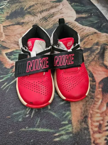 Tênis Nike Infantil vários modelos