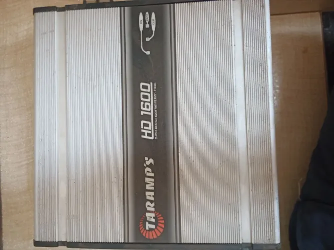 Amplificador Taramps HD 1600 1600W RMS