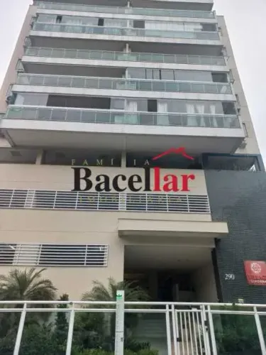 Apartamento - / Residencial / Freguesia (Jacarepaguá)