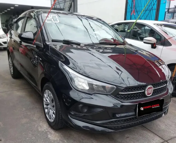 Fiat Cronos 1.3 Drive 2020. Entrada de 9.500,00 + 869,00 Fixas.