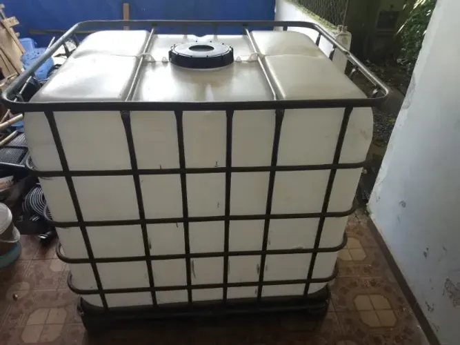 Tanque IBC Reservatório de 1000 Litros Branco 
