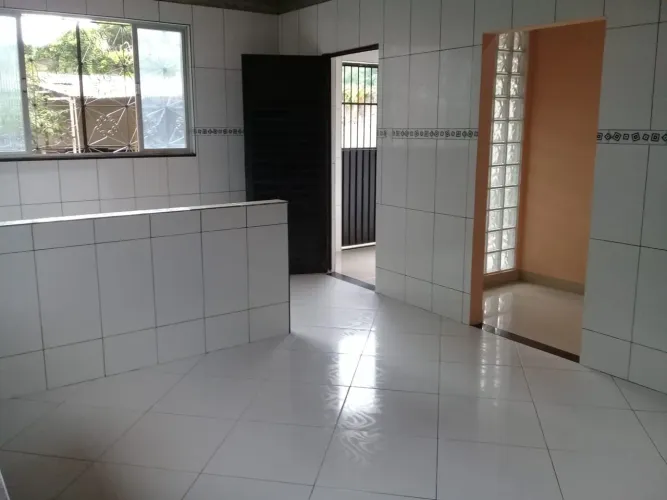 Alugo casa independente com quintal