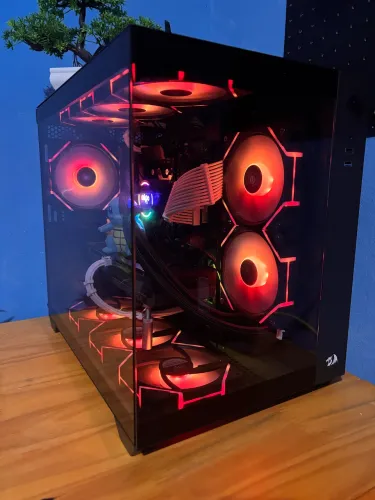 Pc gamer RTX4060Ti Ryzen 7 5700x