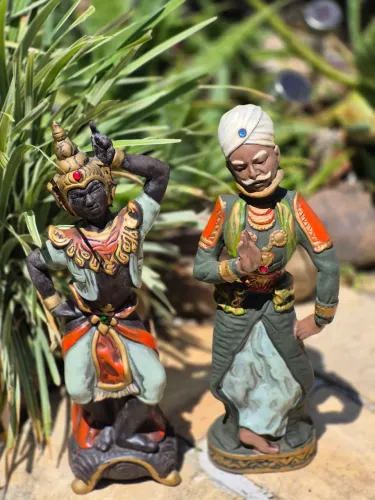Lindas estátuas indianas antigas