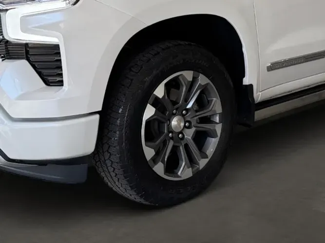 Chevrolet Silverado High Country 5.3 V8 AWD Aut. 2024