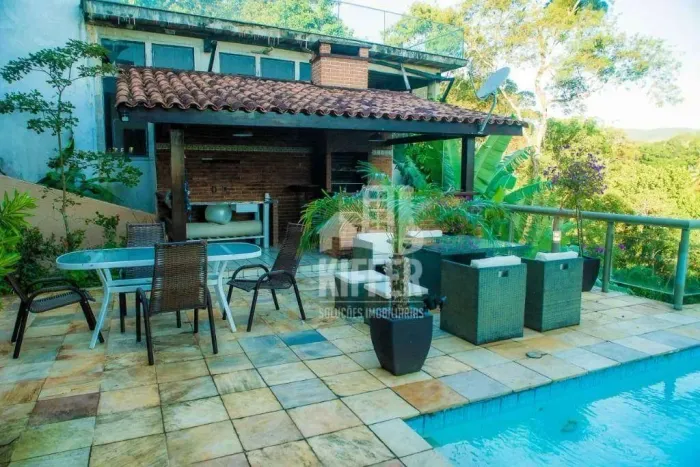 Casa à venda, 435 m² por R$ 1.660.000,00 - Itaipu - Niterói/RJ