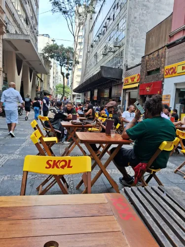 Bar poções e bebidas das 15 às meia noite local seguro leia anuncio