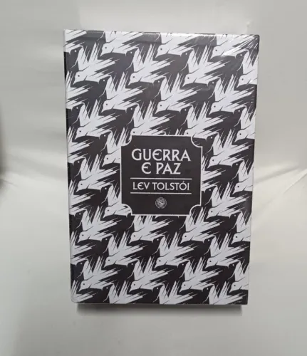 Livro Coleção de Clube Literatura Clássica: Guerra e paz - Liev Tolstoi - lacrado