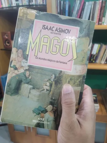 Livro Magos - Isaac Asimov