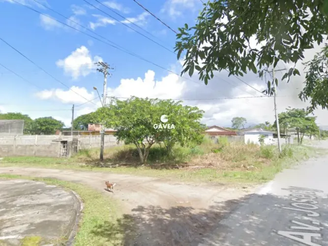 Terreno à venda no JARDIM SOMAR em Peruíbe.