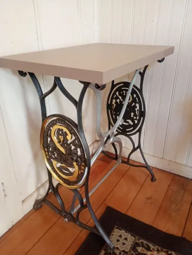 Mesa de costura vintage