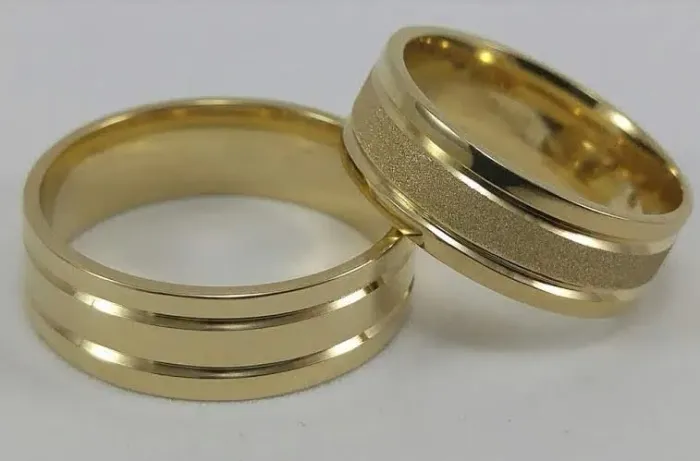 Par de aliança em Ouro 10k 
