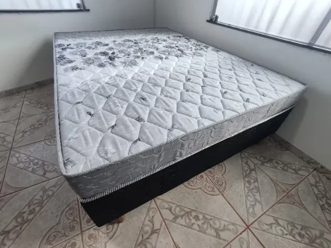 CAMA BOX CASAL COM COLCHÃO D33