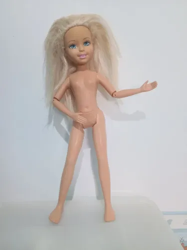 Boneca stacie Loira Articulada