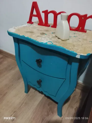 MESA DE CABECEIRA