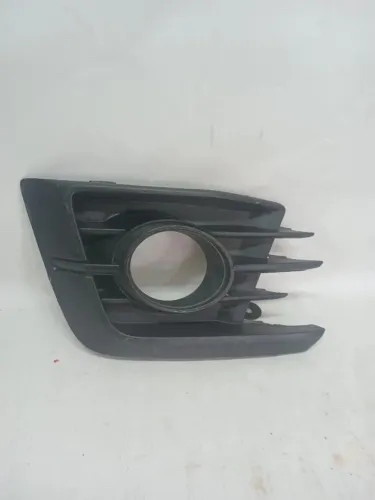 Grade Moldura Farol De Milha Le C/furo Gol G7 16/19 Original