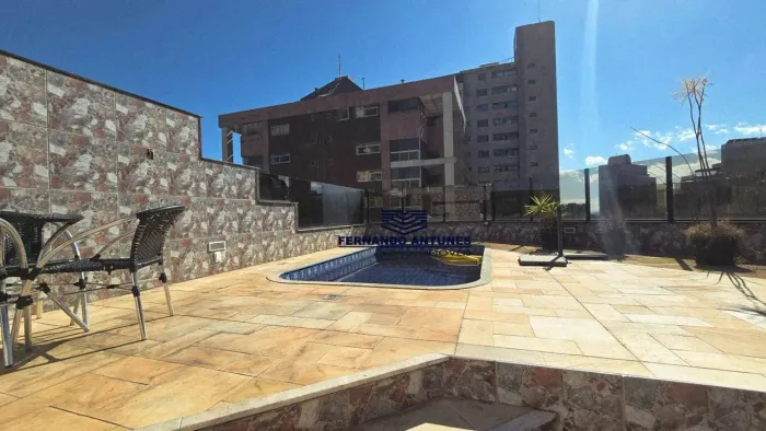 Cobertura para comprar, 4 quartos, 300m² no Funcionários.