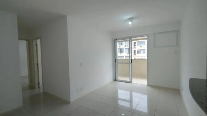 Imóvel para aluguel com 67 metros quadrados com 2 quartos em Catete - Rio de Janeiro - RJ