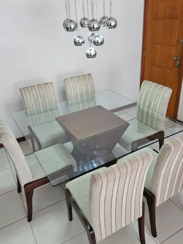 Mesa de Jantar Quadrada 140x140cm + 6 Cadeiras