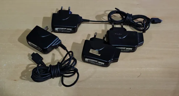 Carregadores de Celular LG Originais - A Unidade