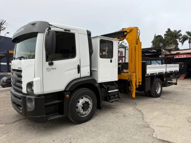 Vw 15190 2020 Munck 12 toneladas cabine auxiliar super novo