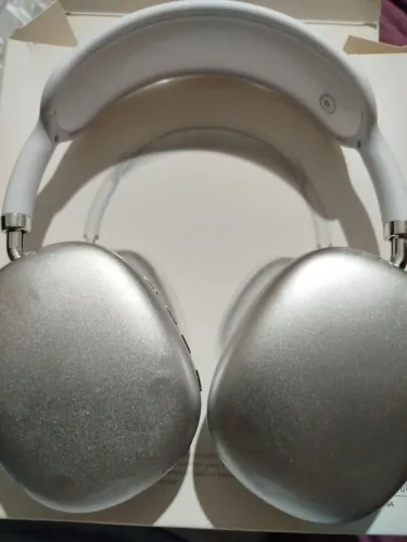Fone bluetooth AirPods Max Genérico - Prata