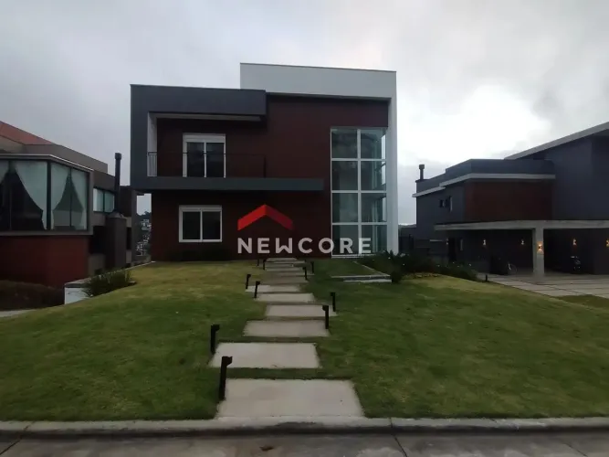 Casa em Rua das Lavandas - Prinstrop - Gramado/RS