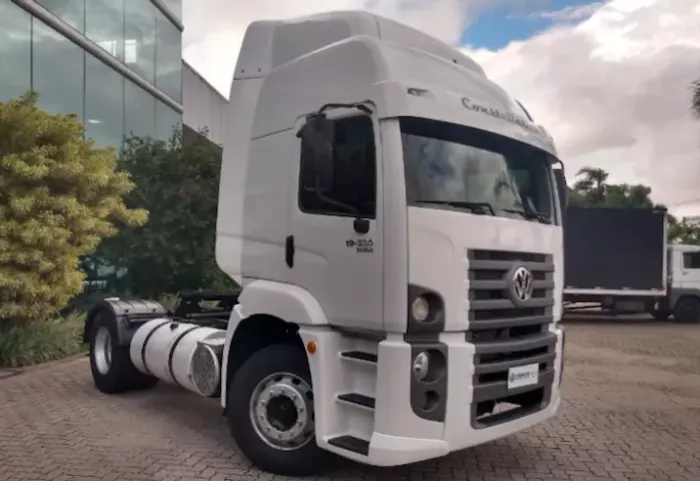 Volkswagen 19330 2015 Cavalo
