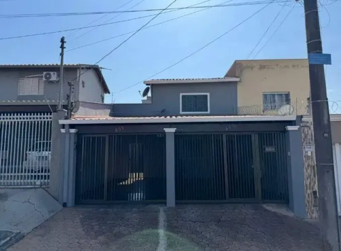 Casa à venda no Conjunto Guanabara