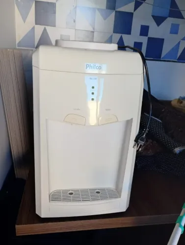 Bebedouro refrigerado Philco PBE02BF Bivolt