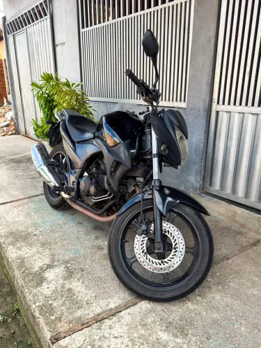 CB 300R 2010 | Revisada, Doc Ok e Pronta pra Rodar