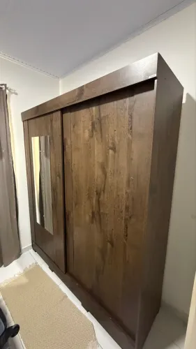 Guarda-roupa 