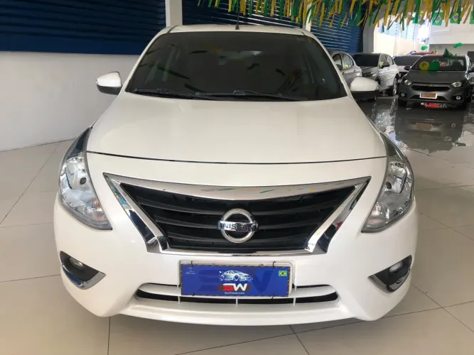 Nissan Versa Unique 1.6 16V Flexstart 4P Aut. 2017